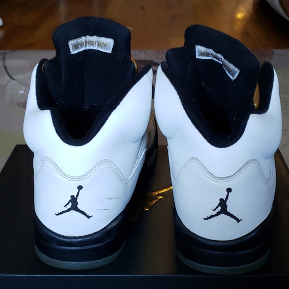 Air Jordan 5 Olympic Gold - Picture 2 of 8